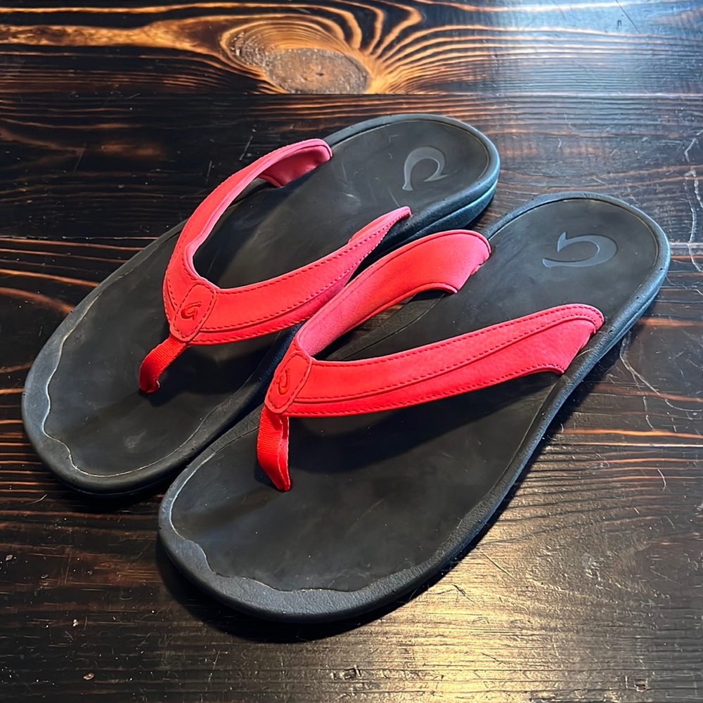 OluKai sandals size 12